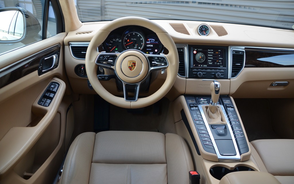 2014 Porsche Macan pictures 2014 Porsche Macan pics
