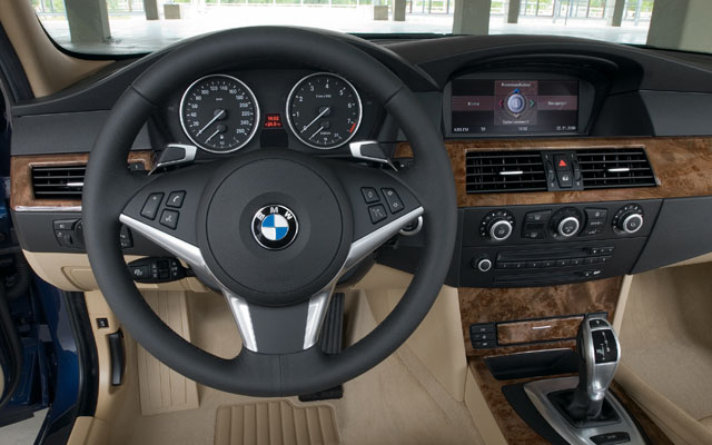 BMW 525xi 2008