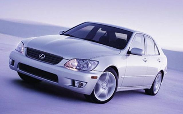 Lexus IS 2005