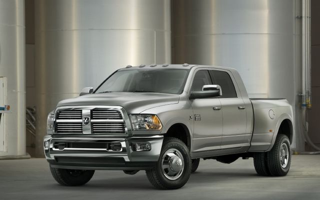 Dodge Ram Heavy Duty 3500 Mega Cab