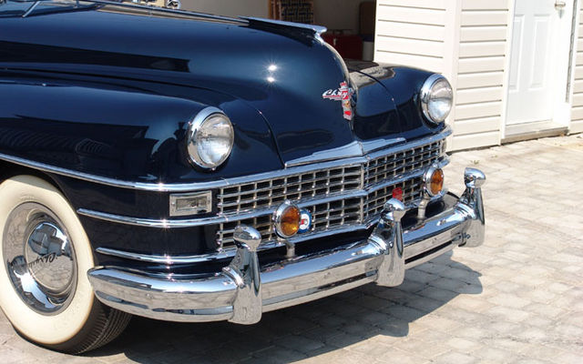 Chrysler Town & Country 1948. Du bois... et du chrome!