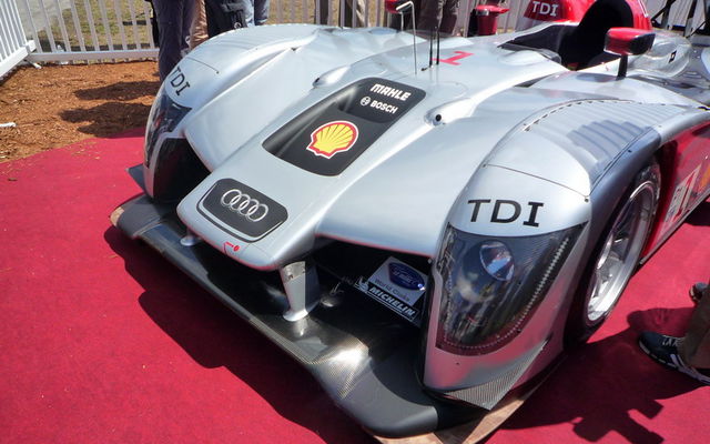 Audi R15