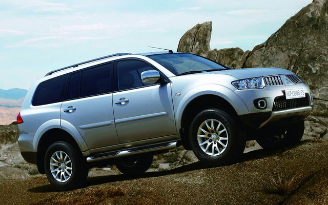 Mitsubishi Pajero Sport 4X2