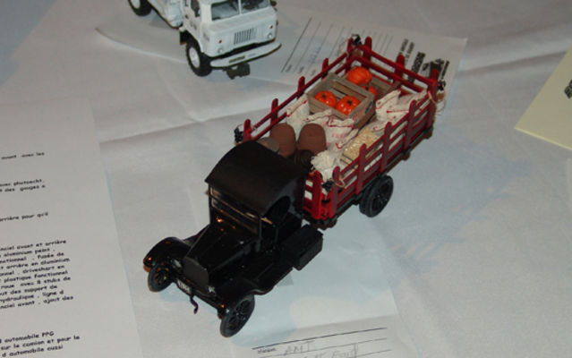 Ford TT 1925. Même les citrouilles ont l'air vraies! (kit AMT 1/25)