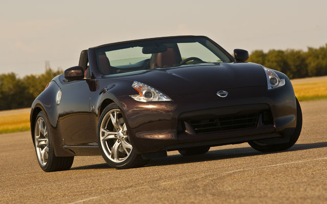 Nissan 370Z 2010 roadster