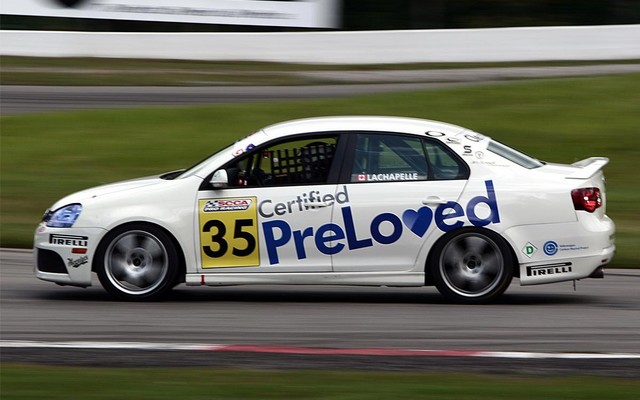 Marc Lachapelle en course dans la série Jetta TDI Cup à Mosport