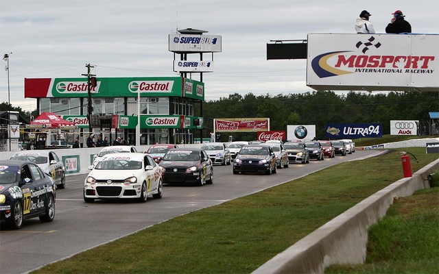 À quelques secondes du départ de la course Jetta TDI Cup