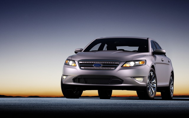 Ford Taurus 2010