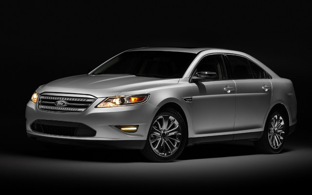 Ford Taurus 2010