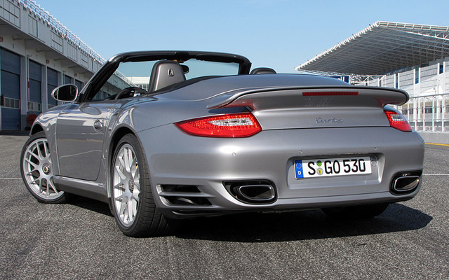 Porsche 911 Turbo Cabriolet 2010