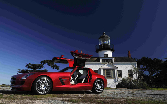 Mercedes-Benz SLS AMG