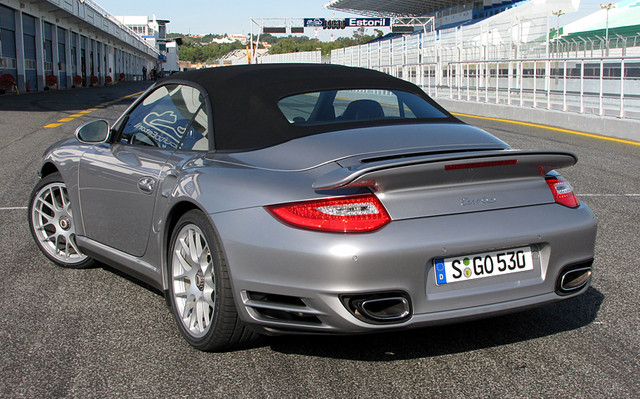 Porsche 911 Turbo Cabriolet 2010