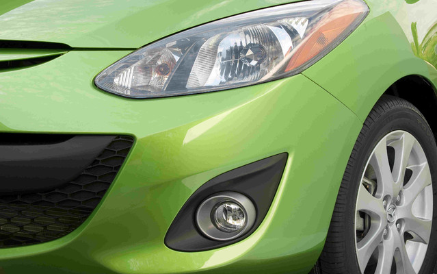 Mazda 2 2011