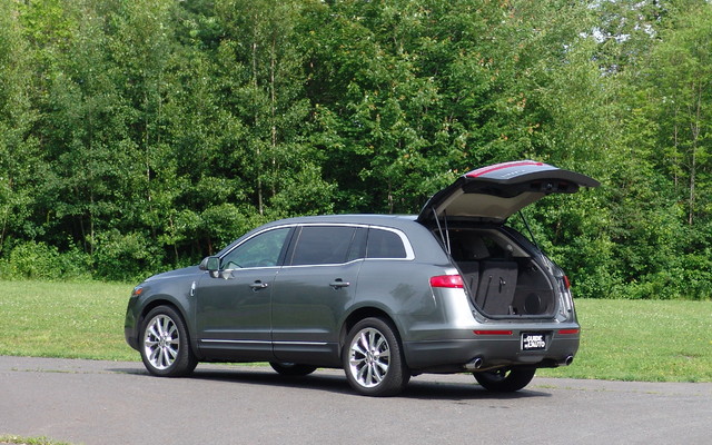 Lincoln MKT Ecoboost 2010