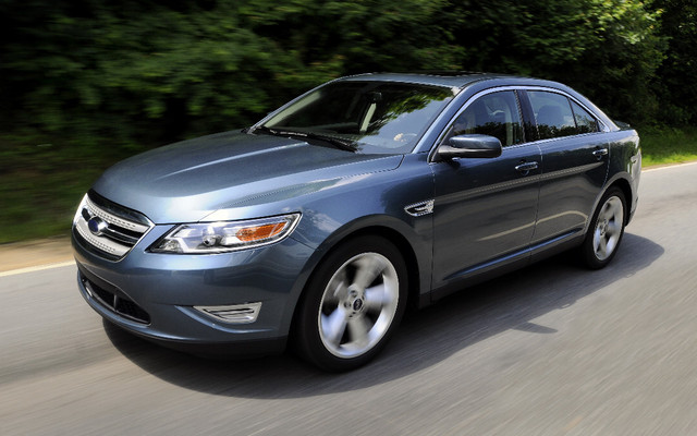 Ford Taurus SHO 