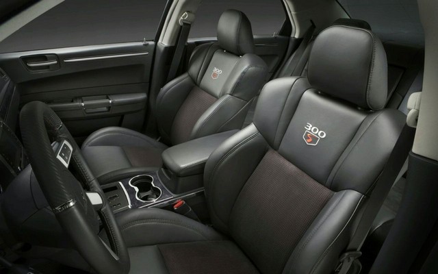 Chrysler 300 S6 2010