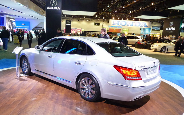 Hyundai Equus 