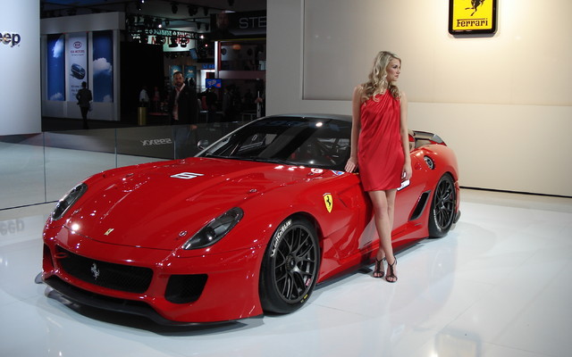 Ferrari 599XX. Le rouge lui va très bien...