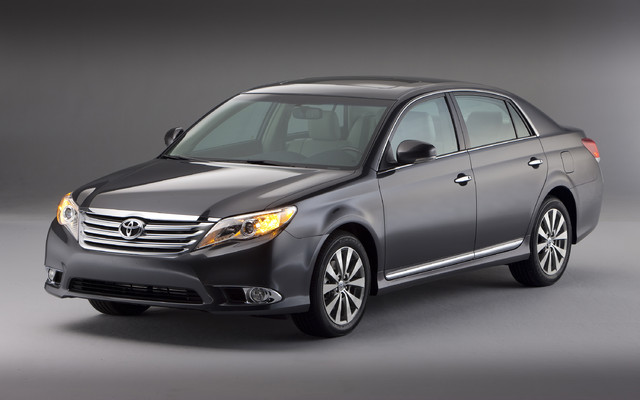 Toyota Avalon 2011