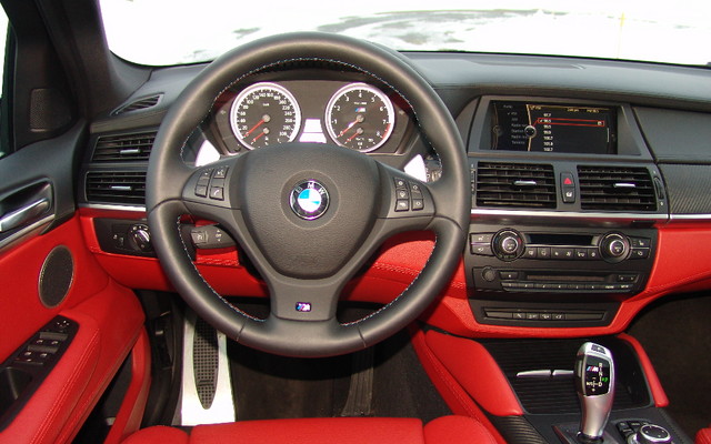 BMW X6M 2010