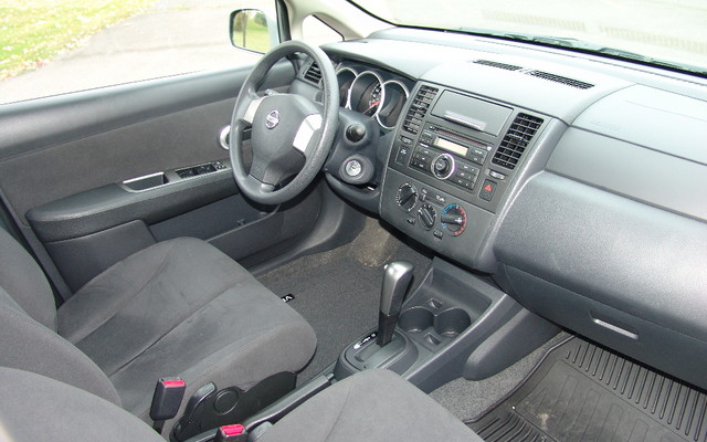 Nissan Versa 1,6 2009