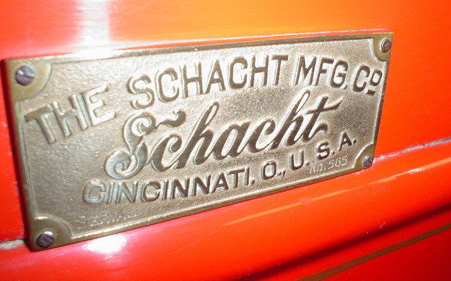 Schacht 1906. En 1906, cette Schacht coûtait 680$.