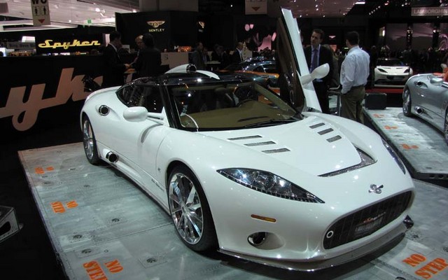 Spyker C8 Aileron