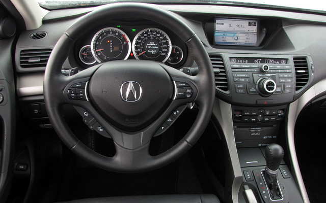 Acura TSX V6 2010