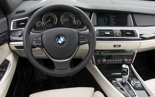 BMW 550i Gran Turismo 2010