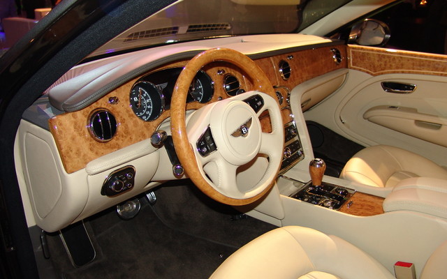 Bentley Mulsanne.