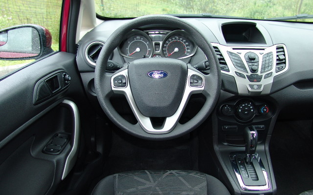 Ford Fiesta SE berline 2011