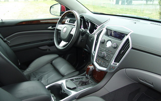 Cadillac SRX4 2010