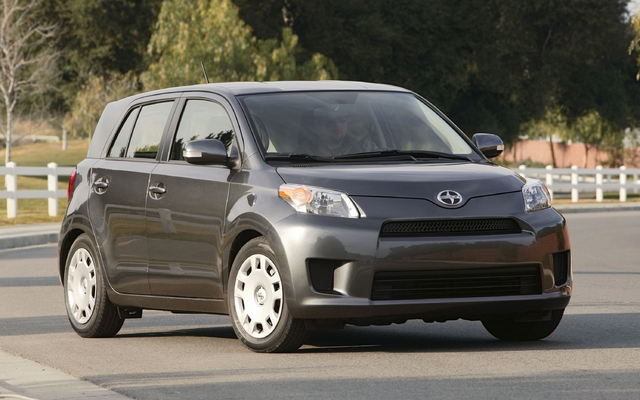 Scion xD