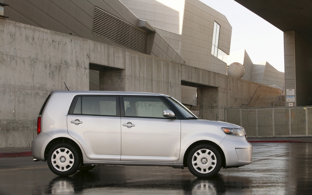 Scion xB