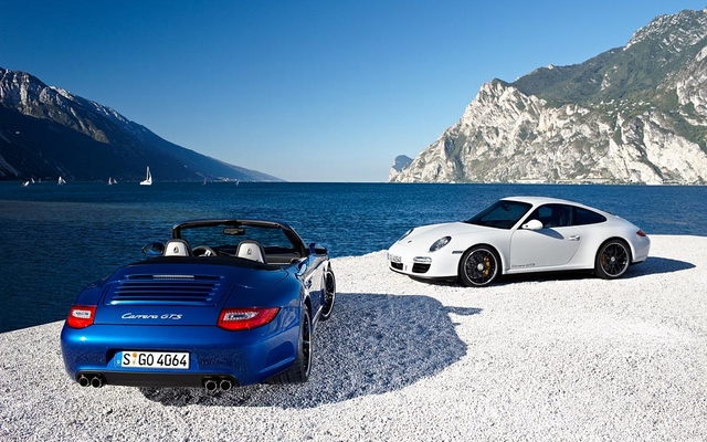 Porsche introduces emphatically sporty 408-HP 911 Carrera GTS - The Car  Guide