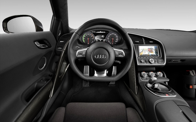 Audi  R8 e-tron