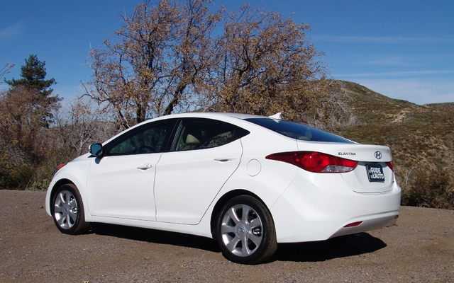 Hyundai Elantra 2011