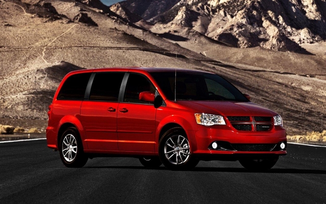 Dodge Grand Caravan R/T 2011