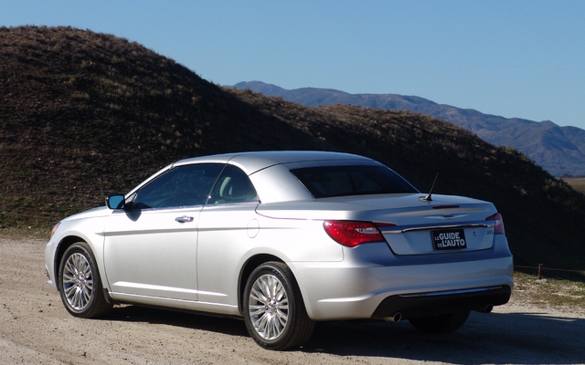 Chrysler 200 cabriolet 2011