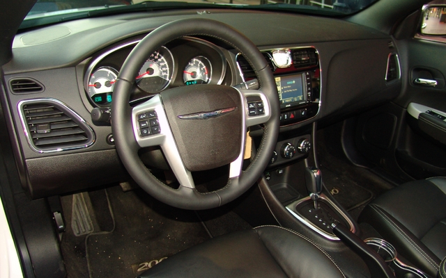 Chrysler 200 cabriolet 2011