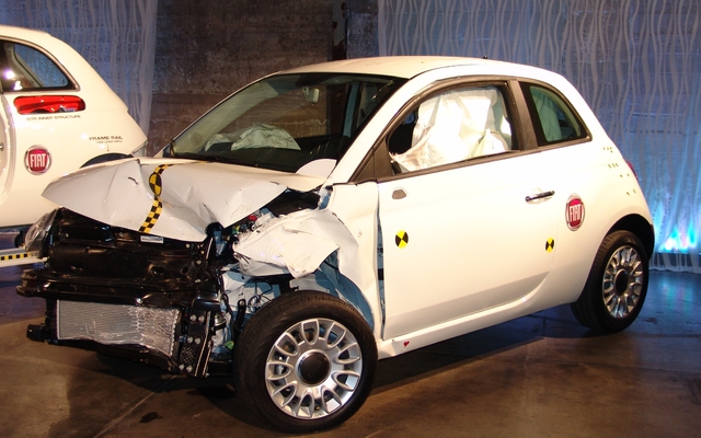 Fiat 500 2012. Et la portière du conducteur ouvre encore!