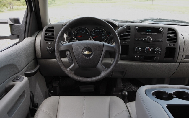 Chevrolet Silverado HD 2011. Efficace mais ultra sobre.