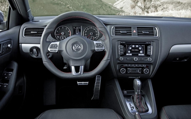 Volkswagen Jetta GLI 2012