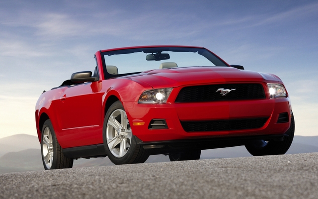 Ford Mustang cabriolet 2011