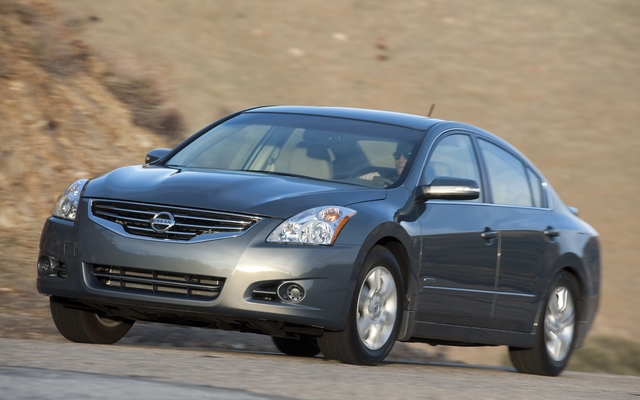 Nissan Altima Hybrid 2011