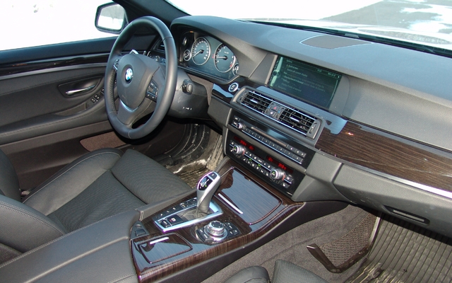 BMW 550xi 2011