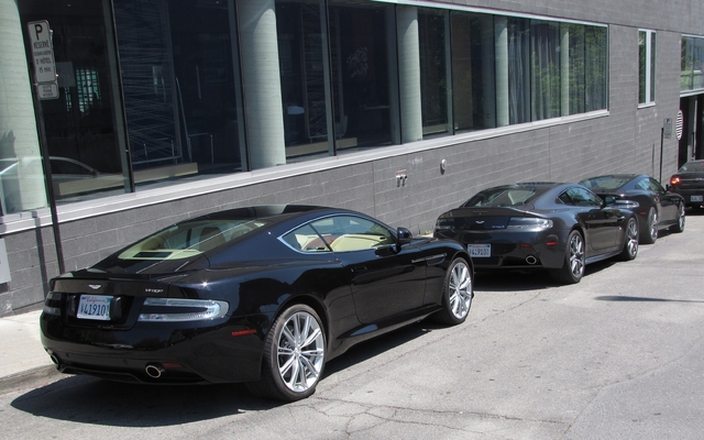 Aston Martin V8 Vantage S et Virage Coupe