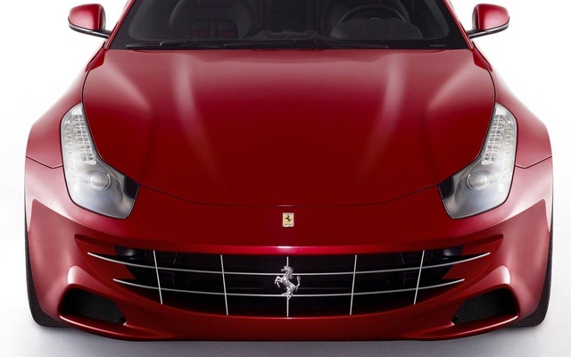 5 - Ferrari FF: C'est comme avoir l'avenir de la Scuderia sur ses épaules