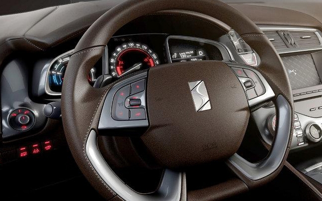 Citroën DS5: Aux teintes assorties