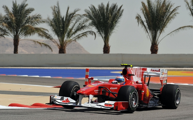 Fernando Alonso, en action lors de l'édition 2010 du GP de Bahreïn
